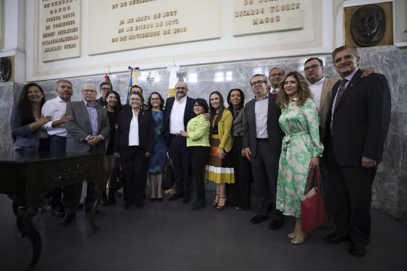 UdeG será la primera universidad con posgrados gratuitos en México