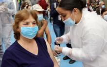 Aplicarán este martes casi diez mil segundas dosis de vacunas contra COVID-19 en módulo del CUCEI