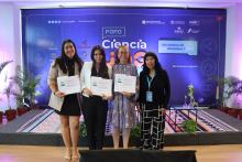 Premian a tesis de posgrados en Foro Ciencia UDG